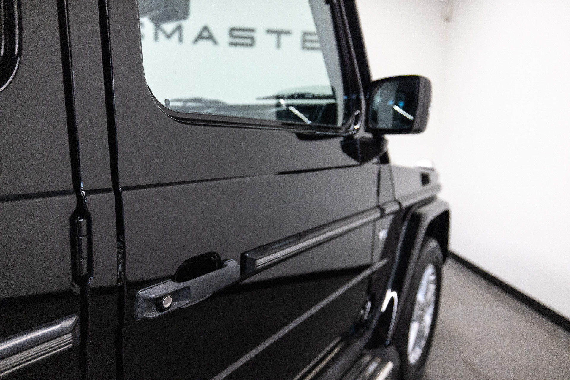 45054795-38.jpg