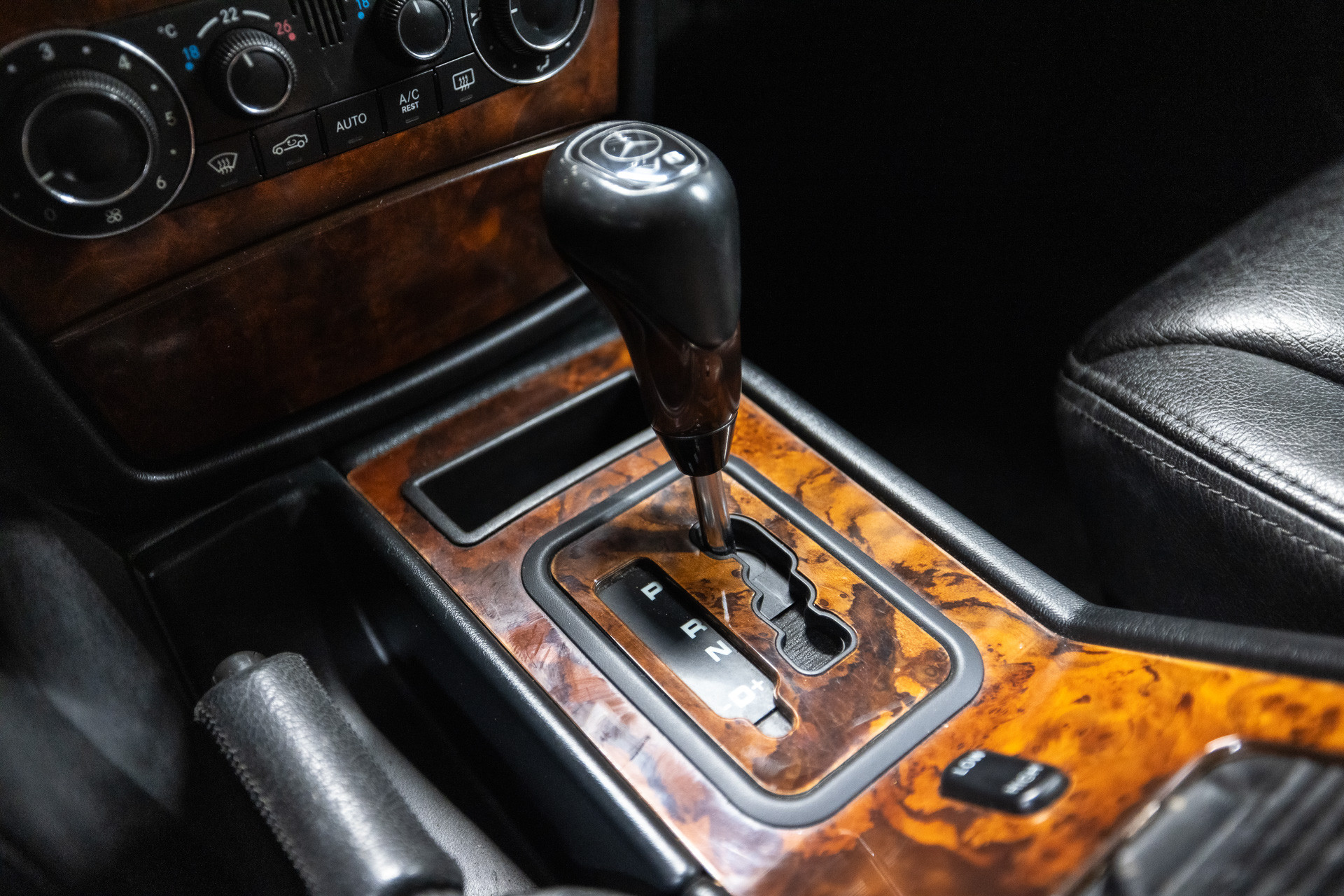 46407452-49.jpg