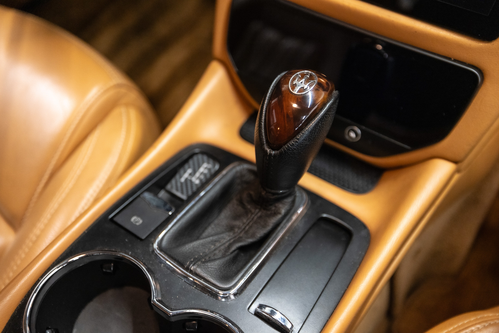 47067563-39.jpg